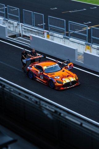 49th SUZUKA 1000km - Intercontinental GT Challenge Round 4 - Foto: Gruppe C Photography; #75 Mercedes-AMG GT3 EVO, 75 Express: Kenny Habul, Yannick Mettler, Dominik Baumann
 | Gruppe C GmbH