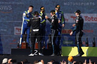 #96 - Rutronik Racing - Sven MULLER - Patric NIEDERHAUSER - Alessio PICARIELLO - Porsche 911 GT3 R (992), #63 - GRT - Grasser Racing Team - Mirko BORTOLOTTI - Jordan PEPPER - Luca ENGSTLER - Lamborghini Huracan GT3 EVO2
 | SRO / JEP