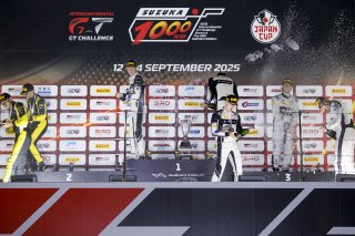 49th SUZUKA 1000km - Intercontinental GT Challenge Round 4 - Foto: Gruppe C Photography; #7 Porsche 911 GT3 R (992), Absolute Racing: Kevin Estre, Laurens Vanthoor, Patrick Pilet; 32 BMW M4 GT3 EVO, Team WRT: Raffaele Marciello, Kelvin van der Linde, Char | Gruppe C GmbH