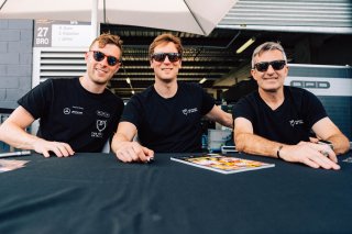 12h Bathurst 2025 -  Meguiar&rsquo;s Bathurst 12 Hour - Intercontinental GT Challenge Round 1 - Foto: Gruppe C Photography; #27 Mercedes-AMG GT3, Heart of Racing by SPS: Ross Gunn, Ian James, Zacharie Robichon
 | Gruppe C Photography
