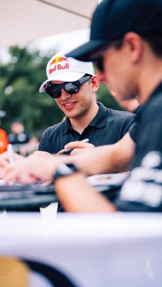 12h Bathurst 2025 -  Meguiar&rsquo;s Bathurst 12 Hour - Intercontinental GT Challenge Round 1 - Foto: Gruppe C Photography; #911 Porsche 911 GT3 R (992), Absolute Racing: Matt Campbell, Ayhancan G&uuml;ven
 | Gruppe C Photography