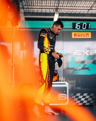 12h Bathurst 2025 -  Meguiar&rsquo;s Bathurst 12 Hour - Intercontinental GT Challenge Round 1 - Foto: Gruppe C Photography; #75 Mercedes-AMG GT3, SunEnergy1 Racing: Luca Stolz
 | Gruppe C Photography