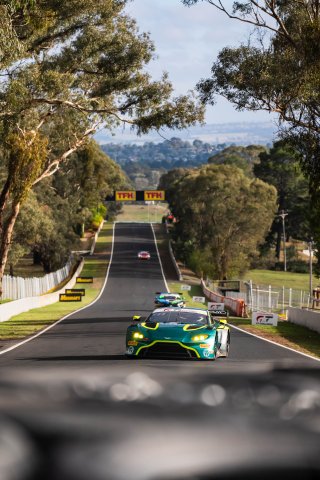 12h Bathurst 2026 -  Meguiar&rsquo;s Bathurst 12 Hour - Intercontinental GT Challenge Round 1 - Foto: Gruppe C Photography; #14 Aston Martin Vantage AMR GT3, Volante Rosso Motorsport: Bryce Fullwood, Damien Hamilton, Andr&eacute;s Pato, Maxime Robin
 | Gruppe C Photography