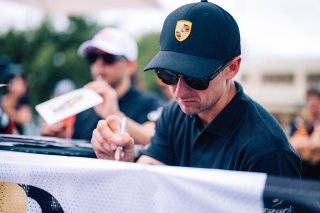 12h Bathurst 2025 -  Meguiar&rsquo;s Bathurst 12 Hour - Intercontinental GT Challenge Round 1 - Foto: Gruppe C Photography; #911 Porsche 911 GT3 R (992), Absolute Racing: Matt Campbell
 | Gruppe C Photography