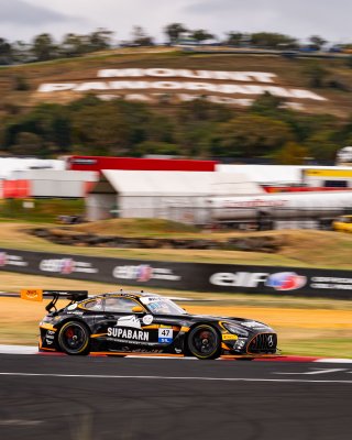 12h Bathurst 2025 -  Meguiar&rsquo;s Bathurst 12 Hour - Intercontinental GT Challenge Round 1 - Foto: Gruppe C Photography; #47 Mercedes-AMG GT3, Supabarn Supermarkets, Tigani Motorsport: James Koundouris, Theo Koundouris, David Russell, Luke Youlden
 | Gruppe C Photography