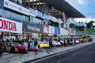 49th SUZUKA 1000km - Intercontinental GT Challenge Round 4 - Foto: Gruppe C Photography; #360 Nissan GT-R NISMO GT3, Runup Sports: Masaaki Nishikawa, Atsushi Tanaka, Takuya Otaki; #10 Porsche 911 GT3 R (992), Absolute Racing: Antares Au, Richard Lietz, Lo | Gruppe C GmbH