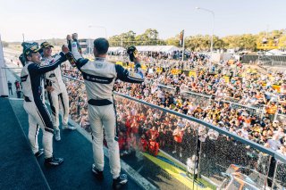 12h Bathurst 2025 -  Meguiar&rsquo;s Bathurst 12 Hour - Intercontinental GT Challenge Round 1 - Foto: Gruppe C Photography; #32 BMW M4 GT3, Team WRT: Augusto Farfus, Sheldon van der Linde, Kelvin van der Linde
 | Gruppe C Photography