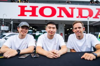 49th SUZUKA 1000km - Intercontinental GT Challenge Round 4 - Foto: Gruppe C Photography; #86 Porsche 911 GT3 R (992), Origine Motorsport: Kerong LI, Anders Fjordbach, Leo Ye Hongli
 | Gruppe C GmbH
