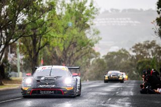 12h Bathurst 2026 -  Meguiar&rsquo;s Bathurst 12 Hour - Intercontinental GT Challenge Round 1 - Foto: Gruppe C Photography; #61 Porsche 911 GT3 R (992), EBM: Ricardo Feller, Laurin Heinrich, Klaus Bachler
 | SRO Motorsports Group