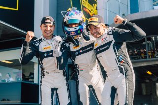 12h Bathurst 2025 -  Meguiar&rsquo;s Bathurst 12 Hour - Intercontinental GT Challenge Round 1 - Foto: Gruppe C Photography; #32 BMW M4 GT3, Team WRT: Augusto Farfus, Sheldon van der Linde, Kelvin van der Linde
 | Gruppe C Photography