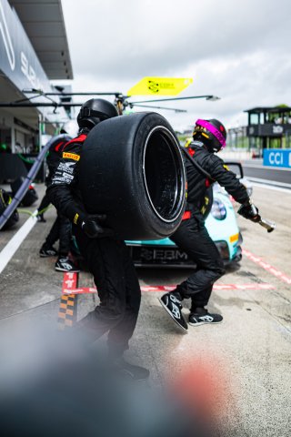 49th SUZUKA 1000km - Intercontinental GT Challenge Round 4 - Foto: Gruppe C Photography; #61 Porsche 911 GT3 R (992), EBM GIGA Racing: Adrian D'Silva, Harry King, Sven Mueller
 | Gruppe C GmbH
