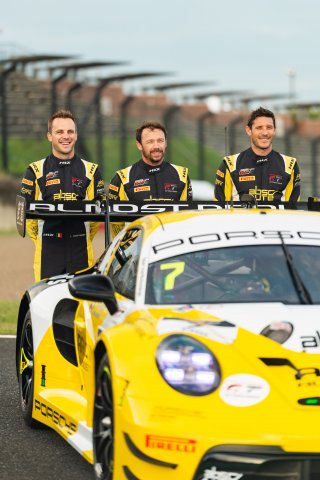 49th SUZUKA 1000km - Intercontinental GT Challenge Round 4 - Foto: Gruppe C Photography; #7 Porsche 911 GT3 R (992), Absolute Racing: Kevin Estre, Laurens Vanthoor, Patrick Pilet
 | Gruppe C GmbH