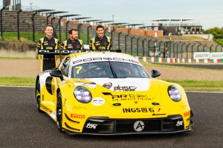 49th SUZUKA 1000km - Intercontinental GT Challenge Round 4 - Foto: Gruppe C Photography; #7 Porsche 911 GT3 R (992), Absolute Racing: Kevin Estre, Laurens Vanthoor, Patrick Pilet
 | Gruppe C GmbH
