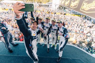 12h Bathurst 2025 -  Meguiar&rsquo;s Bathurst 12 Hour - Intercontinental GT Challenge Round 1 - Foto: Gruppe C Photography; #32 BMW M4 GT3, Team WRT: Augusto Farfus, Sheldon van der Linde, Kelvin van der Linde
 | Gruppe C Photography