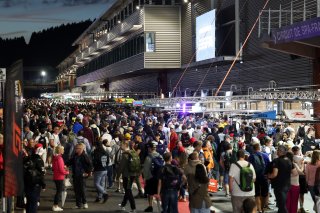 Fan track and pitwalk at night
 | SRO / JEP