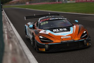 #5 - Optimum Motorsport - Largim ALI - James ALLEN - Michael PORTER - Ollie MILLROY - McLaren 720S GT3 EVO
 | SRO / JEP