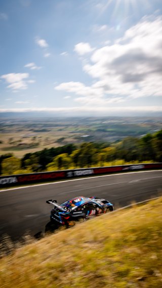12h Bathurst 2025 -  Meguiar&rsquo;s Bathurst 12 Hour - Intercontinental GT Challenge Round 1 - Foto: Gruppe C Photography; #32 BMW M4 GT3, Team WRT: Augusto Farfus, Sheldon van der Linde, Kelvin van der Linde
 | Gruppe C Photography