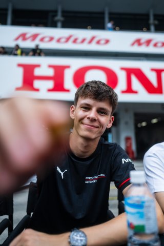 49th SUZUKA 1000km - Intercontinental GT Challenge Round 4 - Foto: Gruppe C Photography; #6 Porsche 911 GT3 R (992), Origine Motorsport: Laurin Heinrich, Alessio Picarello, Bastian Buus
 | Gruppe C GmbH