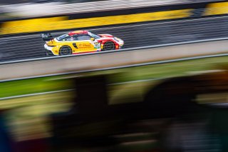 12h Bathurst 2025 -  Meguiar&rsquo;s Bathurst 12 Hour - Intercontinental GT Challenge Round 1 - Foto: Gruppe C Photography; #91 Porsche 911 GT3 R (992), The Bend: Yasser Shahin, Sam Shahin, Laurin Heinrich, Morris Schuring
 | Gruppe C Photography