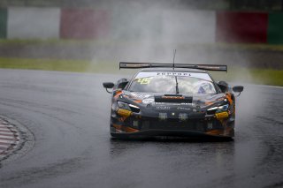 49th SUZUKA 1000km - Intercontinental GT Challenge Round 4 - Foto: Gruppe C Photography; #45 Ferrari 296 GT3, PONOS RACING: Yorikatsu Tsujiko, Kei Cozzolino, Yusuke Yamasaki
 | Gruppe C GmbH