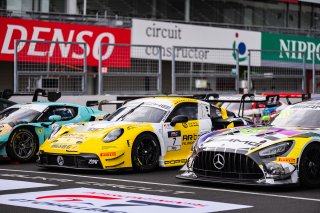 49th SUZUKA 1000km - Intercontinental GT Challenge Round 4 - Foto: Gruppe C Photography, #7 Porsche 911 GT3 R (992), Absolute Racing: Kevin Estre, Laurens Vanthoor, Patrick Pilet
 | Gruppe C GmbH