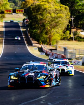 12h Bathurst 2025 -  Meguiar&rsquo;s Bathurst 12 Hour - Intercontinental GT Challenge Round 1 - Foto: Gruppe C Photography; #32 BMW M4 GT3, Team WRT: Augusto Farfus, Sheldon van der Linde, Kelvin van der Linde
 | Gruppe C Photography