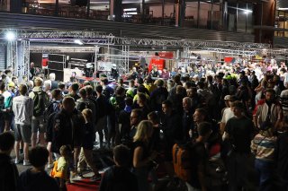 Fan track and pitwalk at night
 | SRO / JEP