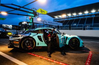 49th SUZUKA 1000km - Intercontinental GT Challenge Round 4 - Foto: Gruppe C Photography; #61 Porsche 911 GT3 R (992), EBM GIGA Racing: Adrian D'Silva, Harry King, Sven Mueller
 | Gruppe C GmbH
