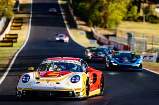 12h Bathurst 2025 -  Meguiar&rsquo;s Bathurst 12 Hour - Intercontinental GT Challenge Round 1 - Foto: Gruppe C Photography; #91 Porsche 911 GT3 R (992), The Bend: Yasser Shahin, Sam Shahin, Laurin Heinrich, Morris Schuring
 | Gruppe C Photography