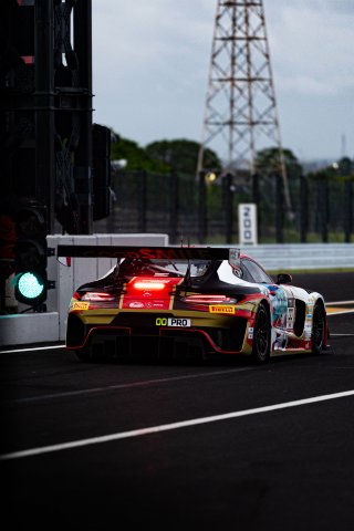 49th SUZUKA 1000km - Intercontinental GT Challenge Round 4 - Foto: Gruppe C Photography; #00 Mercedes-AMG GT3 EVO, Goodsmile Racing: Nobuteru Taniguchi, Tatsuya Kataoka, Kamui Kobayashi
 | Gruppe C GmbH