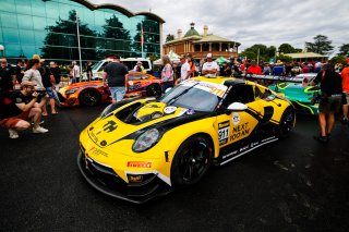 12h Bathurst 2026 -  Meguiar&rsquo;s Bathurst 12 Hour - Intercontinental GT Challenge Round 1 - Foto: Gruppe C Photography; #911 Porsche 911 GT3 R (992), Absolute Racing: Matt Campbell, Alessio Picariello, Bastian Buus
 | SRO Motorsports Group