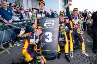 53. ADAC RAVENOL 24h N&uuml;rburgring 2025 - Foto: Gruppe C Photography; #54 Porsche 911 GT3 R (992), Dinamic GT:  Bastian Buus, Matteo Cairoli, Loek Hartlog, Joel Sturm
 | Gruppe C Photography