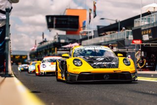 12h Bathurst 2025 -  Meguiar&rsquo;s Bathurst 12 Hour - Intercontinental GT Challenge Round 1 - Foto: Gruppe C Photography; #911 Porsche 911 GT3 R (992), Absolute Racing: Matt Campbell, Ayhancan G&uuml;ven, Alessio Picariello
 | Gruppe C Photography