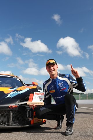 #59 - Garage 59 - Marvin KIRCHHOFER - McLaren 720S GT3 EVO celebrates the ROWE  pole position
 | SRO / JEP