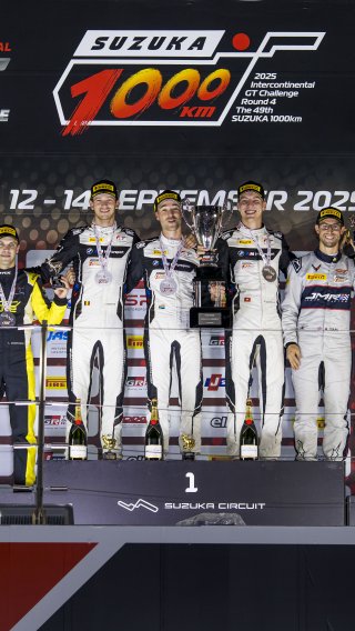 49th SUZUKA 1000km - Intercontinental GT Challenge Round 4 - Foto: Gruppe C Photography; #7 Porsche 911 GT3 R (992), Absolute Racing: Kevin Estre, Laurens Vanthoor, Patrick Pilet; 32 BMW M4 GT3 EVO, Team WRT: Raffaele Marciello, Kelvin van der Linde, Char | Gruppe C GmbH