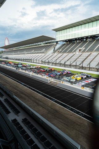 49th SUZUKA 1000km - Intercontinental GT Challenge Round 4 - Foto: Gruppe C Photography; #31 BMW M4 GT3 EVO, Team WRT: Augusto Farfus, Daniel Harper, Max Hesse; #21 Ferrari 296 GT3, Harmony Racing: Dustin Blattner, Dennis Marschall, Lorenzo Patrese; #7 Po | Gruppe C GmbH