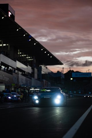 49th SUZUKA 1000km - Intercontinental GT Challenge Round 4 - Foto: Gruppe C Photography; #500 Nissan GT-R NISMO GT3, TEAM 5ZIGEN: Yu Kanamaru, Takayuki Aoki, Yuya Motojima
 | Gruppe C GmbH