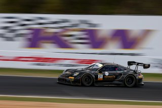 12h Bathurst 2026 -  Meguiar&rsquo;s Bathurst 12 Hour - Intercontinental GT Challenge Round 1 - Foto: Gruppe C Photography; #21 Porsche 911 GT3 R (992), Herberth Motorsport: Ralf Bohn, Alfred Renauer, Robert Renauer
 | Gruppe C Photography