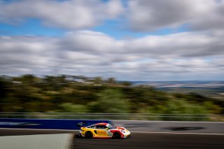 12h Bathurst 2025 -  Meguiar&rsquo;s Bathurst 12 Hour - Intercontinental GT Challenge Round 1 - Foto: Gruppe C Photography; #91 Porsche 911 GT3 R (992), The Bend: Yasser Shahin, Sam Shahin, Laurin Heinrich, Morris Schuring
 | Gruppe C Photography