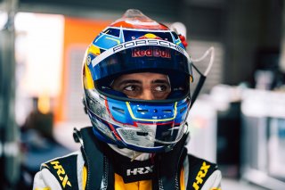 12h Bathurst 2025 -  Meguiar&rsquo;s Bathurst 12 Hour - Intercontinental GT Challenge Round 1 - Foto: Gruppe C Photography; #911 Porsche 911 GT3 R (992), Absolute Racing: Ayhancan G&uuml;ven
 | Gruppe C Photography
